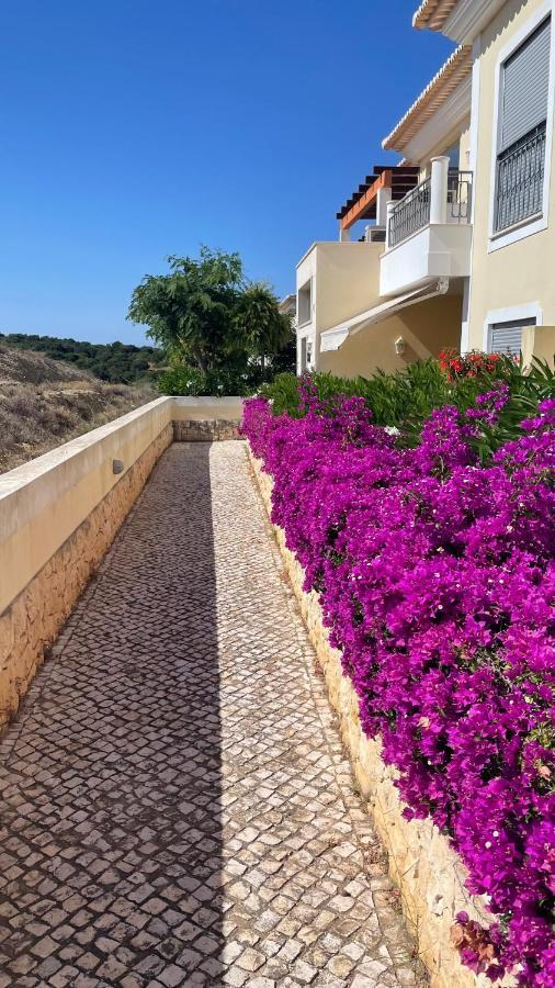 Amazing 2 Bedroom Apartment Near Beach With Pool Lagos Kültér fotó