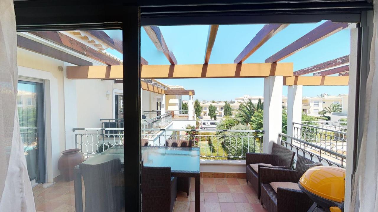 Amazing 2 Bedroom Apartment Near Beach With Pool Lagos Kültér fotó