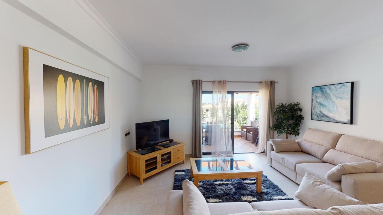 Amazing 2 Bedroom Apartment Near Beach With Pool Lagos Kültér fotó